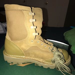 Danner USMC boots size 8.5